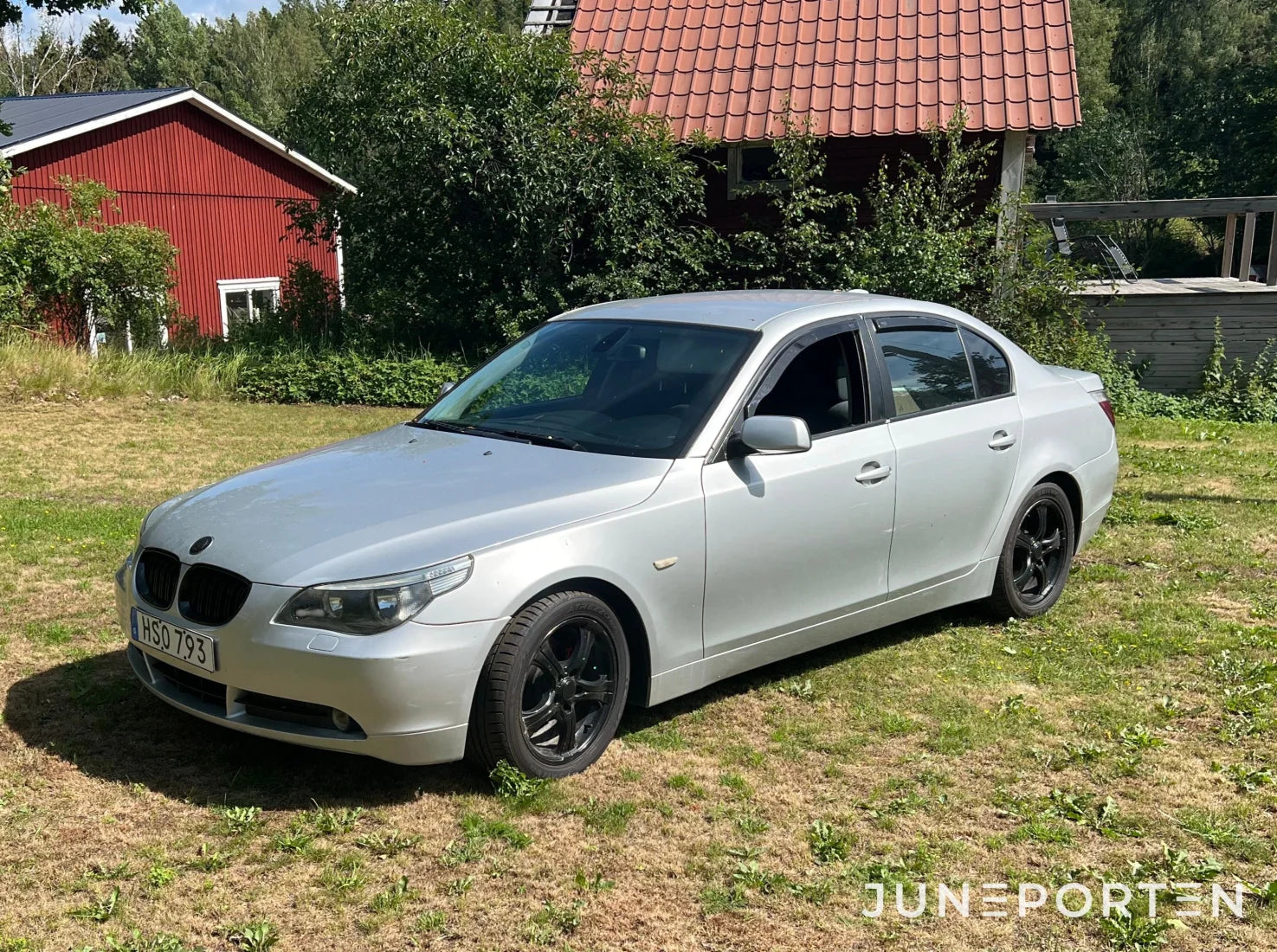 A-traktor BMW 523i