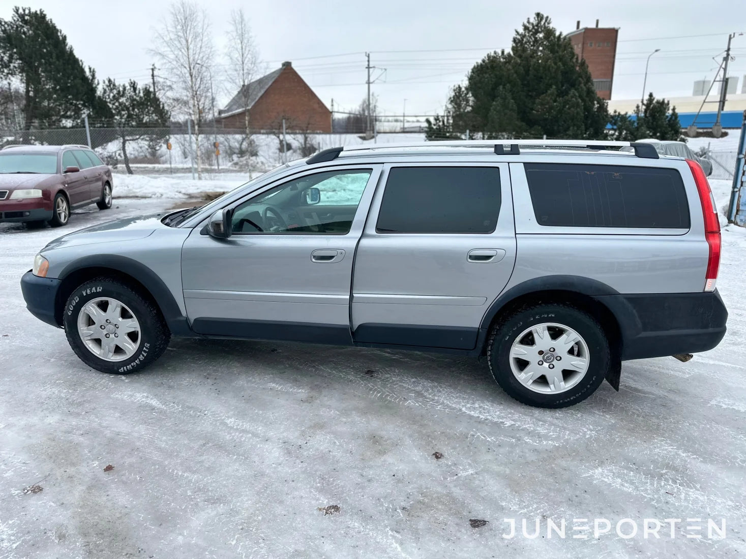 A-traktor Volvo XC70