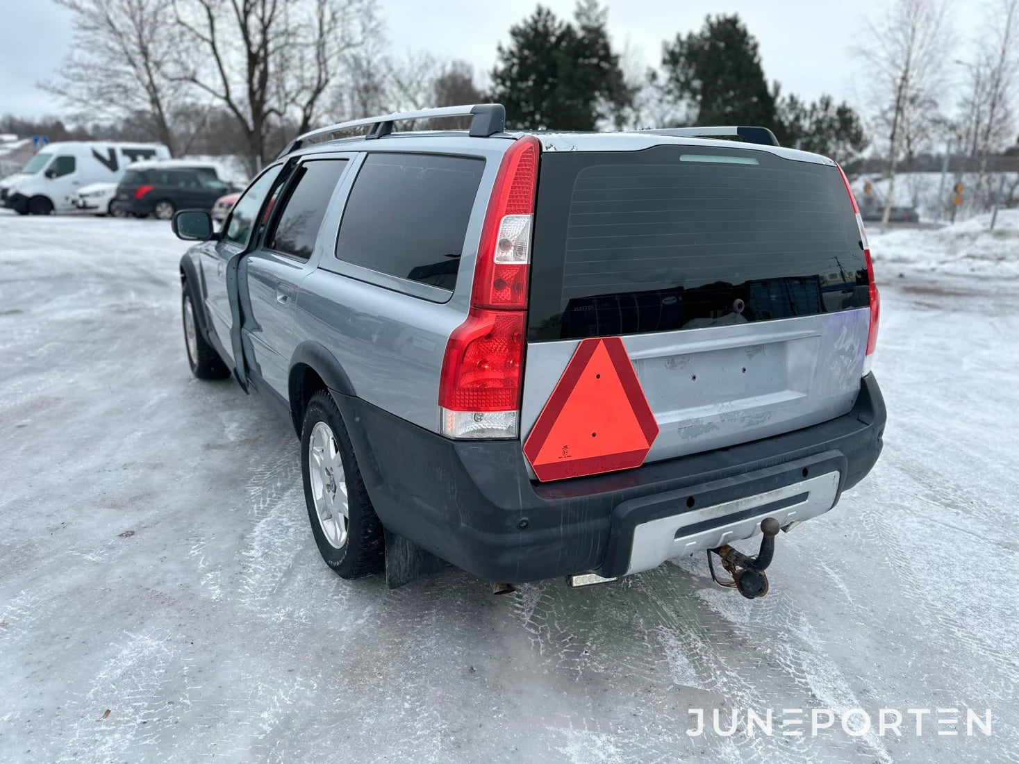 A-traktor Volvo XC70