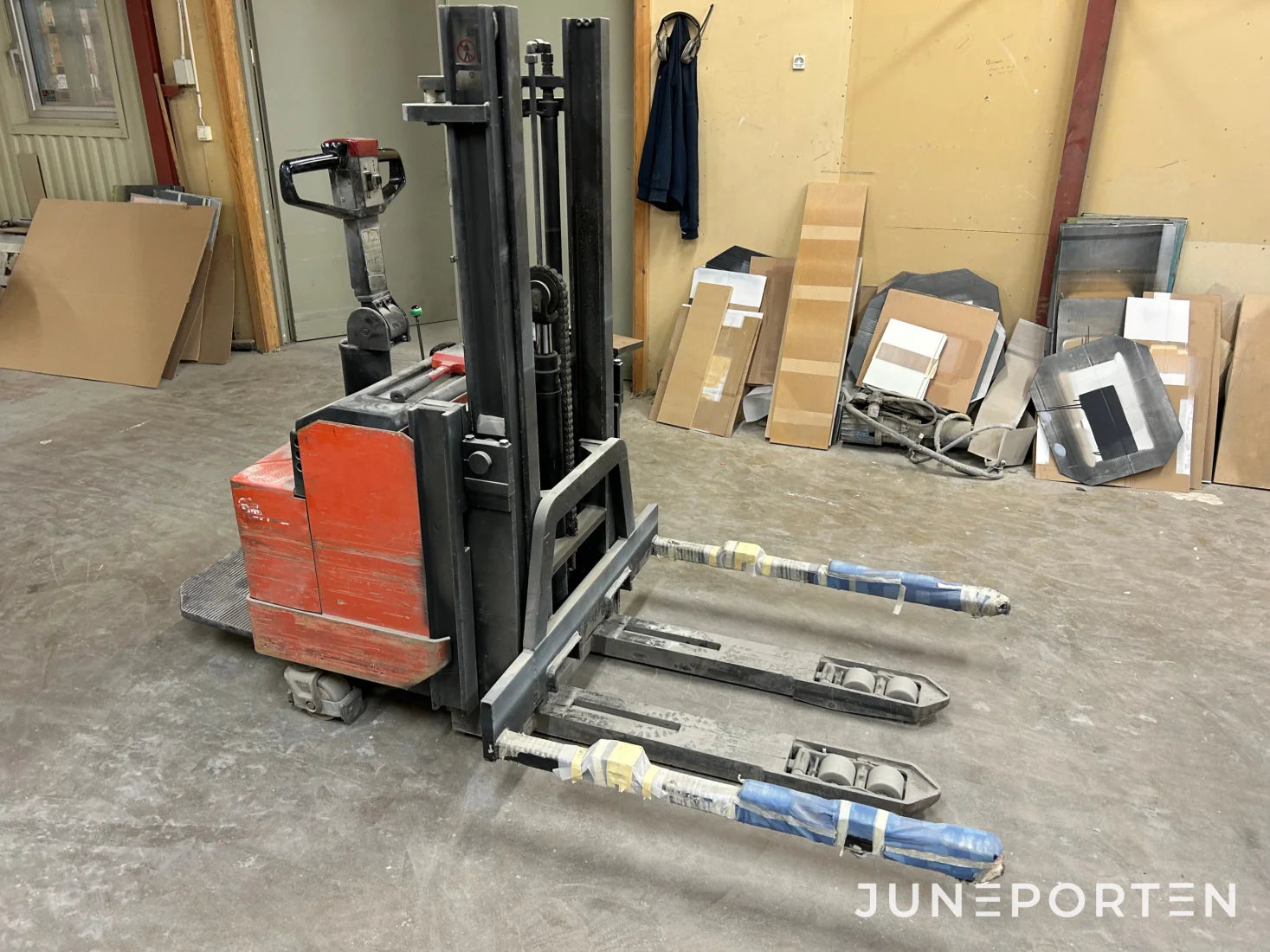 Åkstaplare BT LSF1250/11