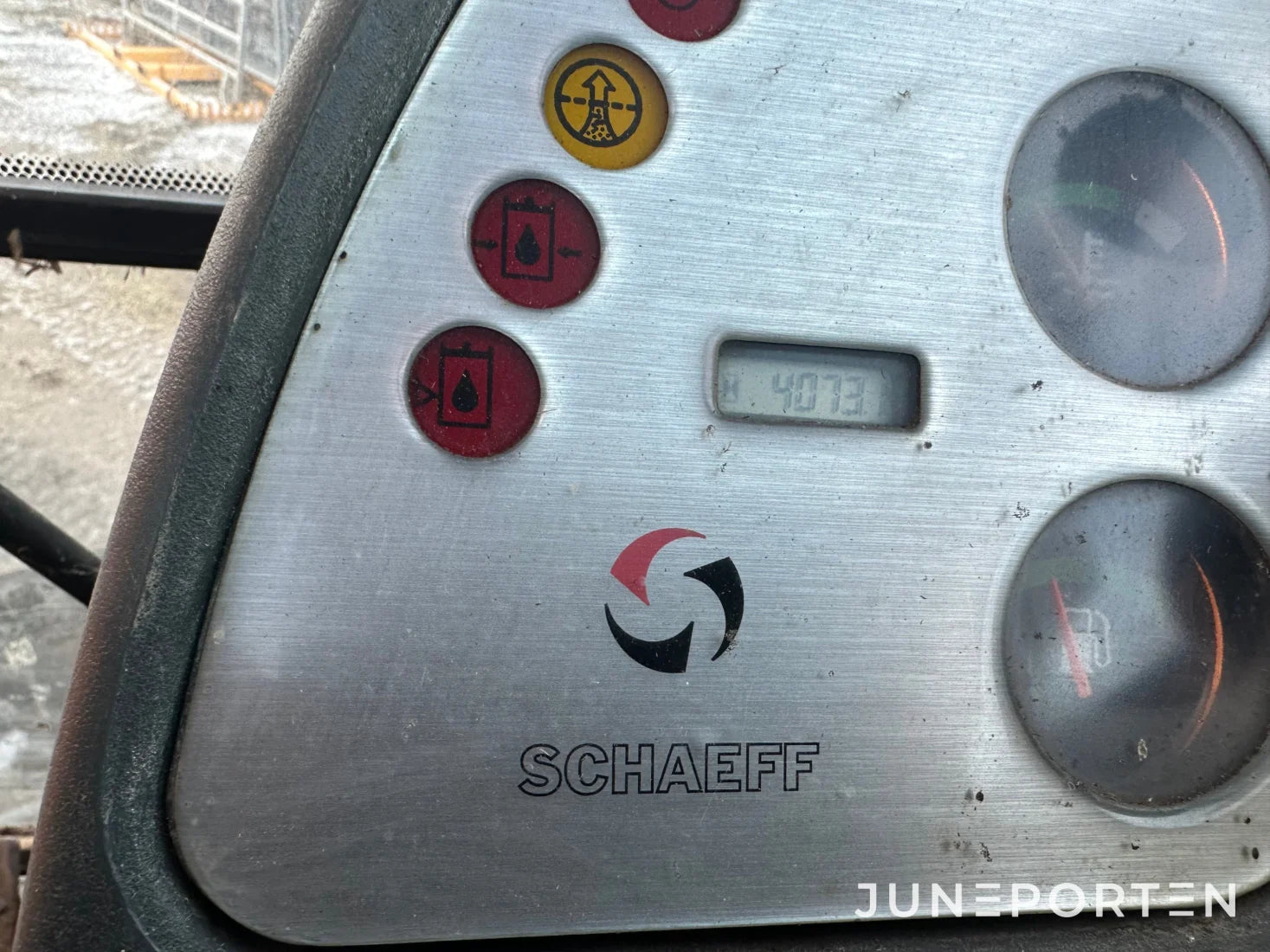 Bandgrävare Schaeff-Terex HR 32