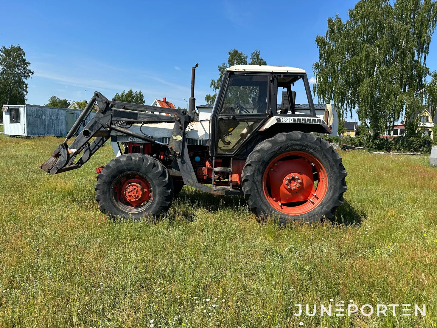 Case IH 1690 Turbo AWD med lastare