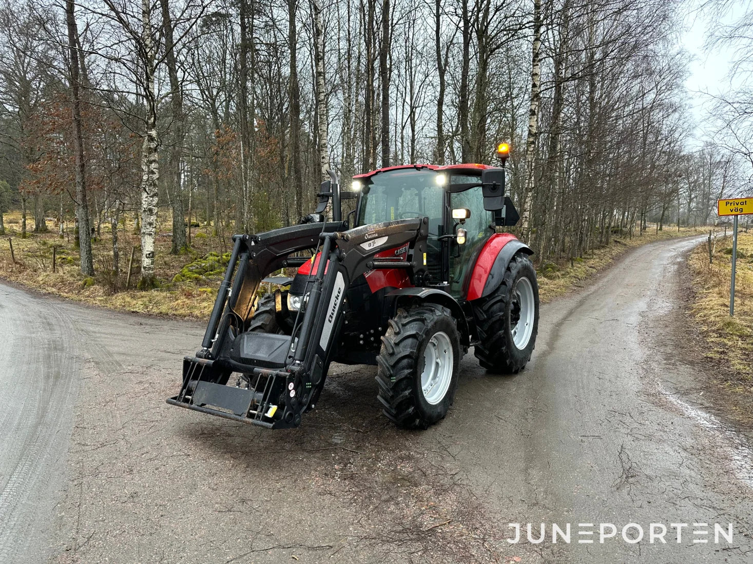 Case IH 85C med lastare