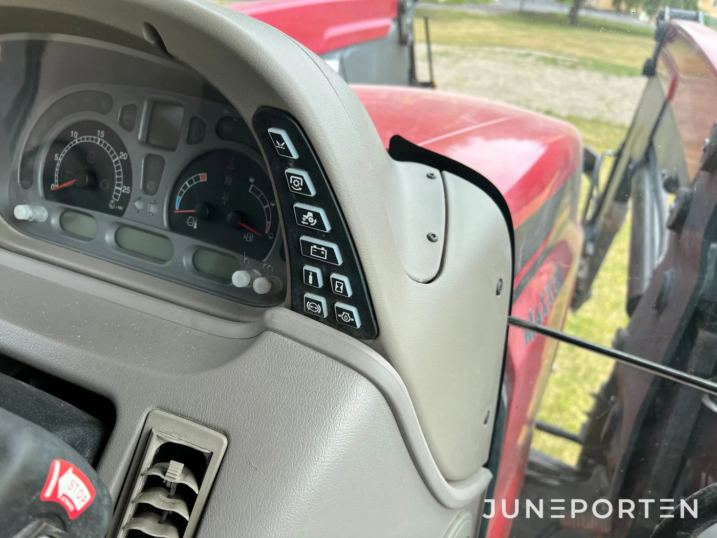 Case IH Maxxum 140 med lastare