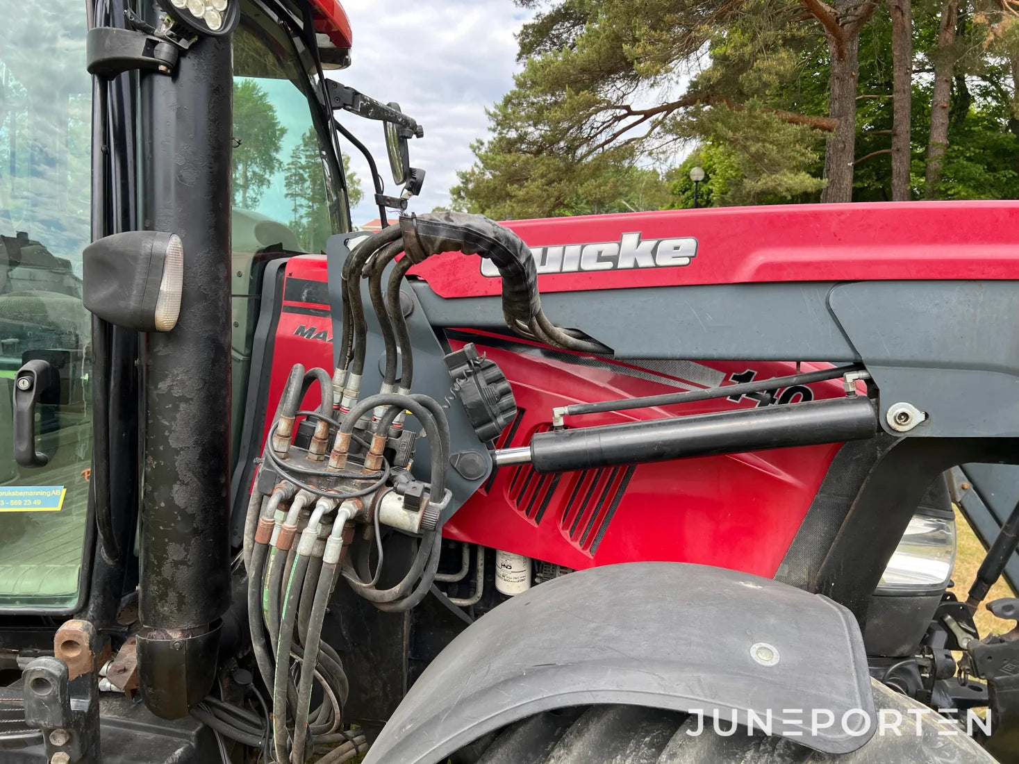 Case IH Maxxum 140 med lastare