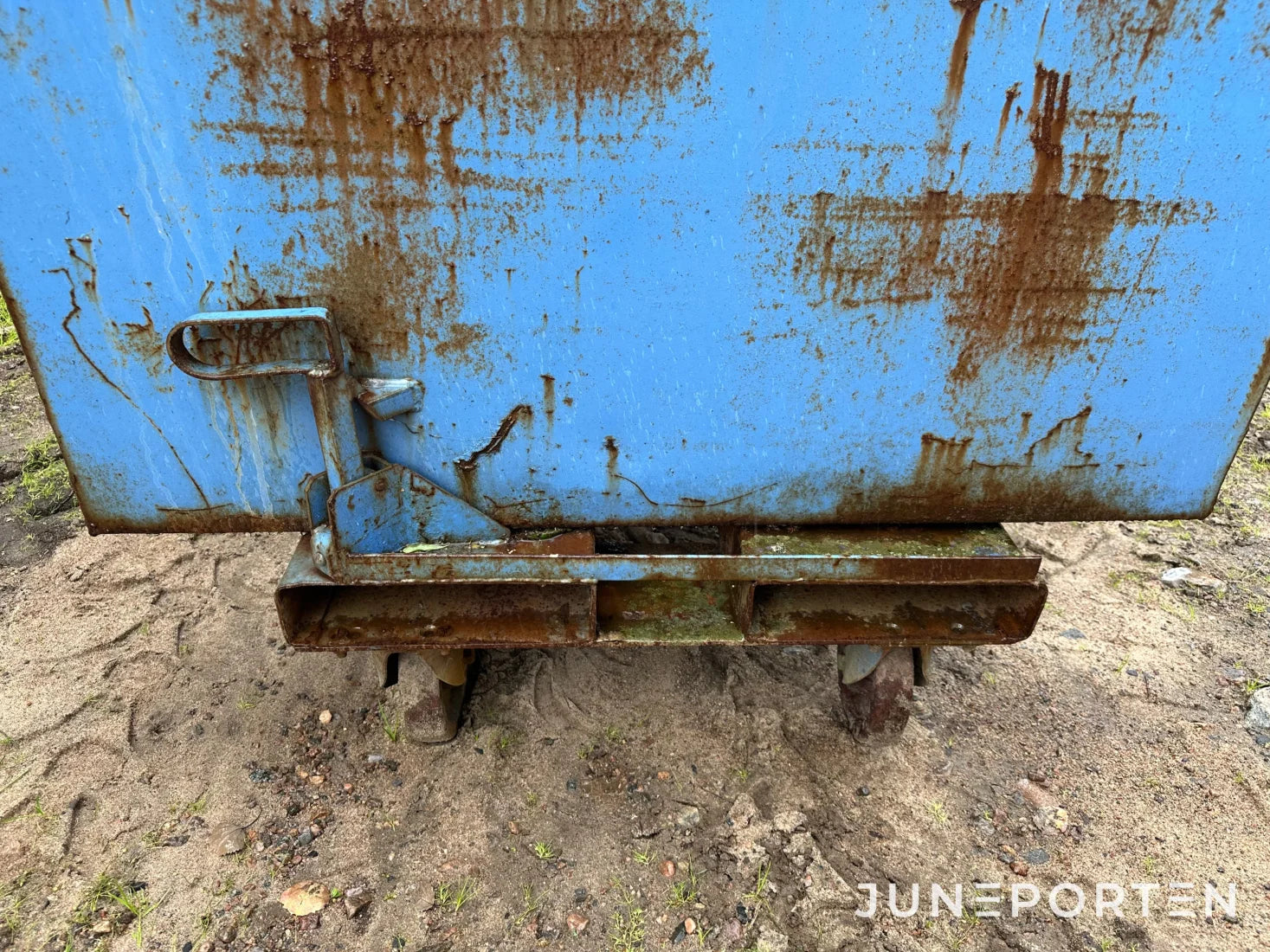 Container tippbar