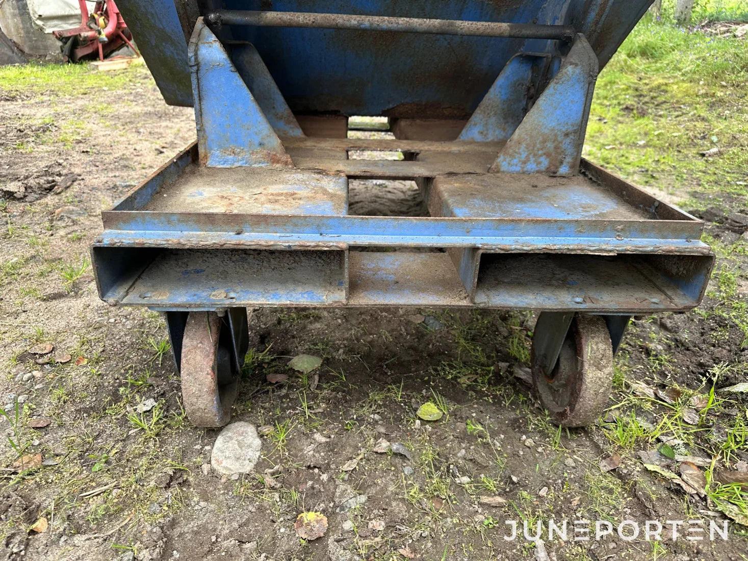 Container tippbar