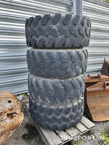 Däck med fälg Firestone Utility Duraforce 405/70R18