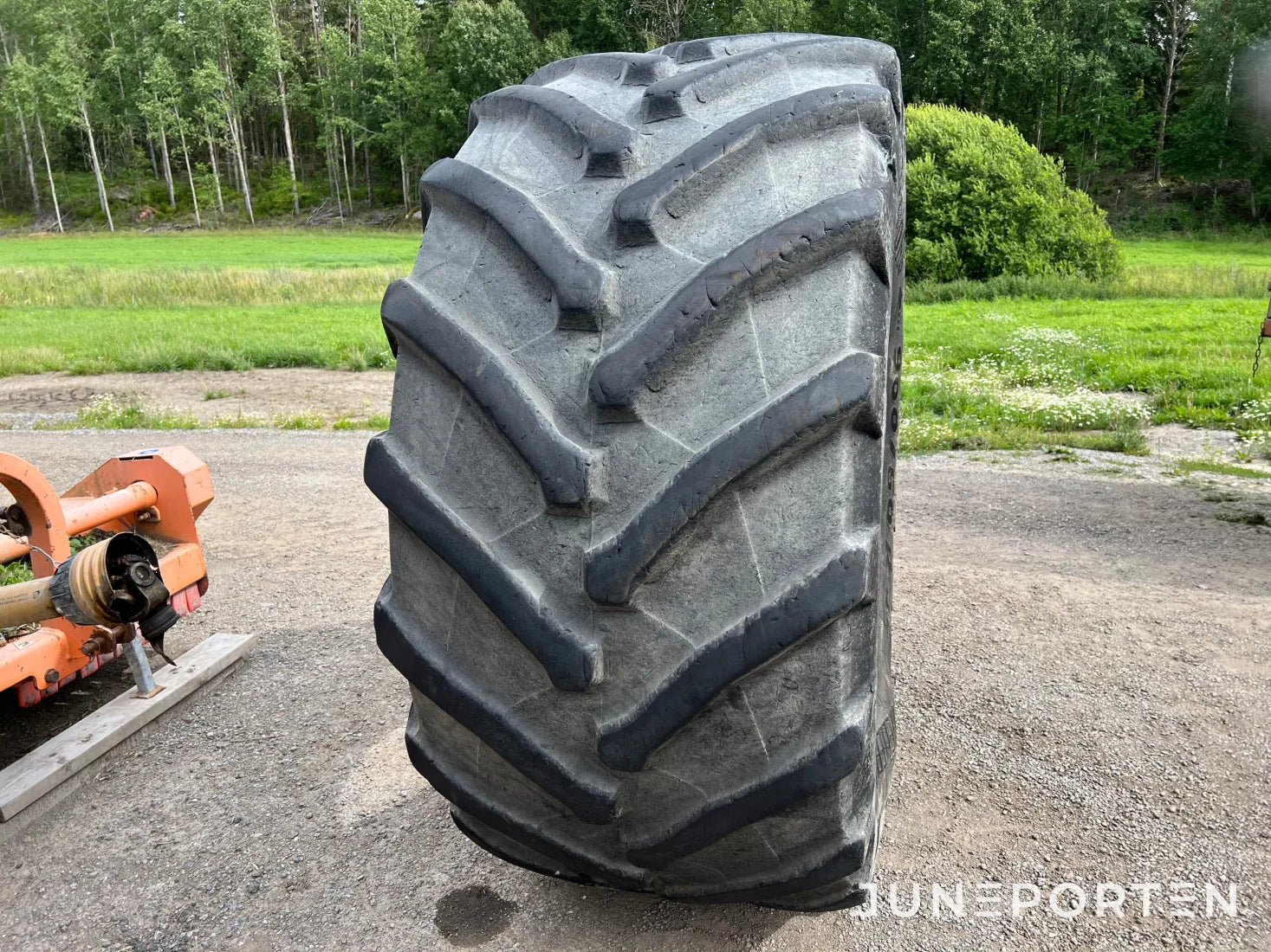 Däck Trelleborg 900/60R42