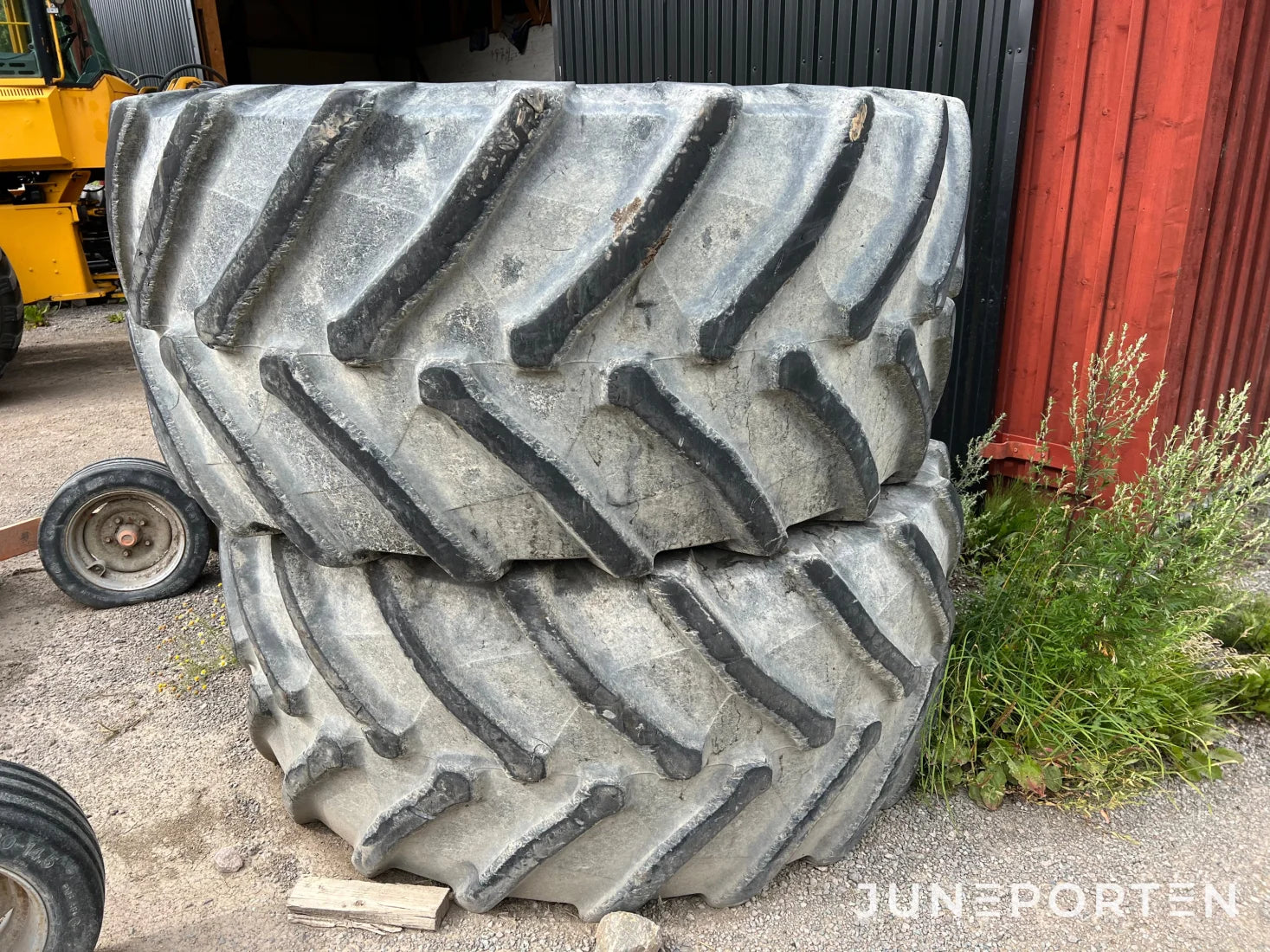 Däck Trelleborg 900/60R42