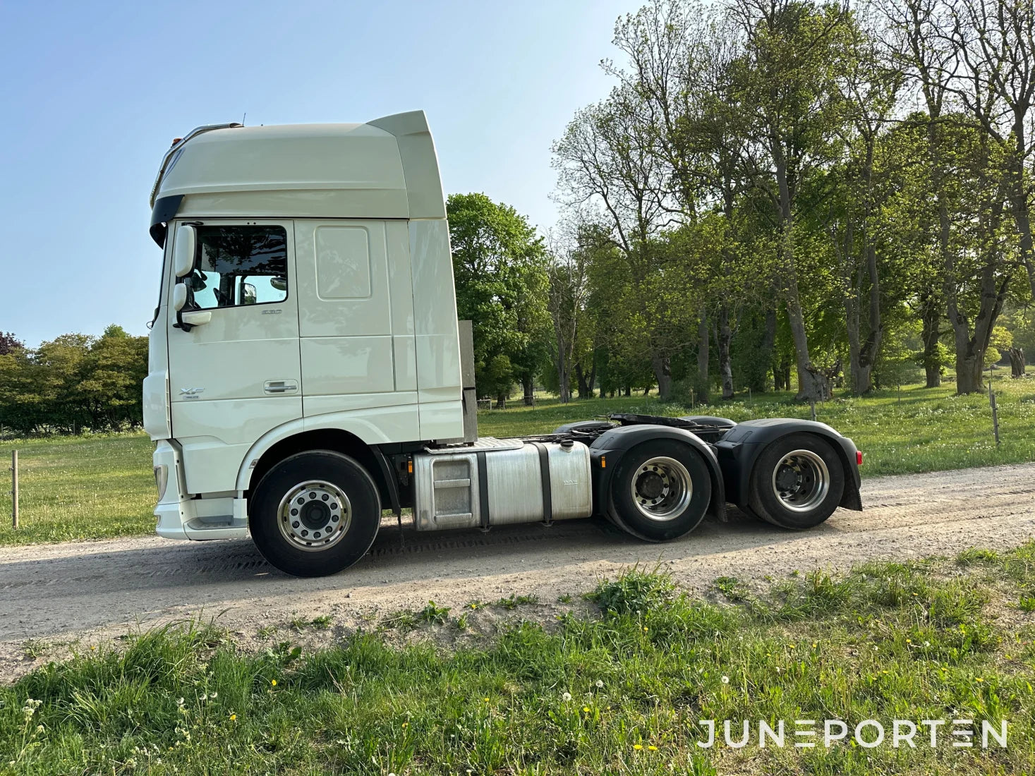 Dragbil Daf FTS XF530Z Nordic Edition