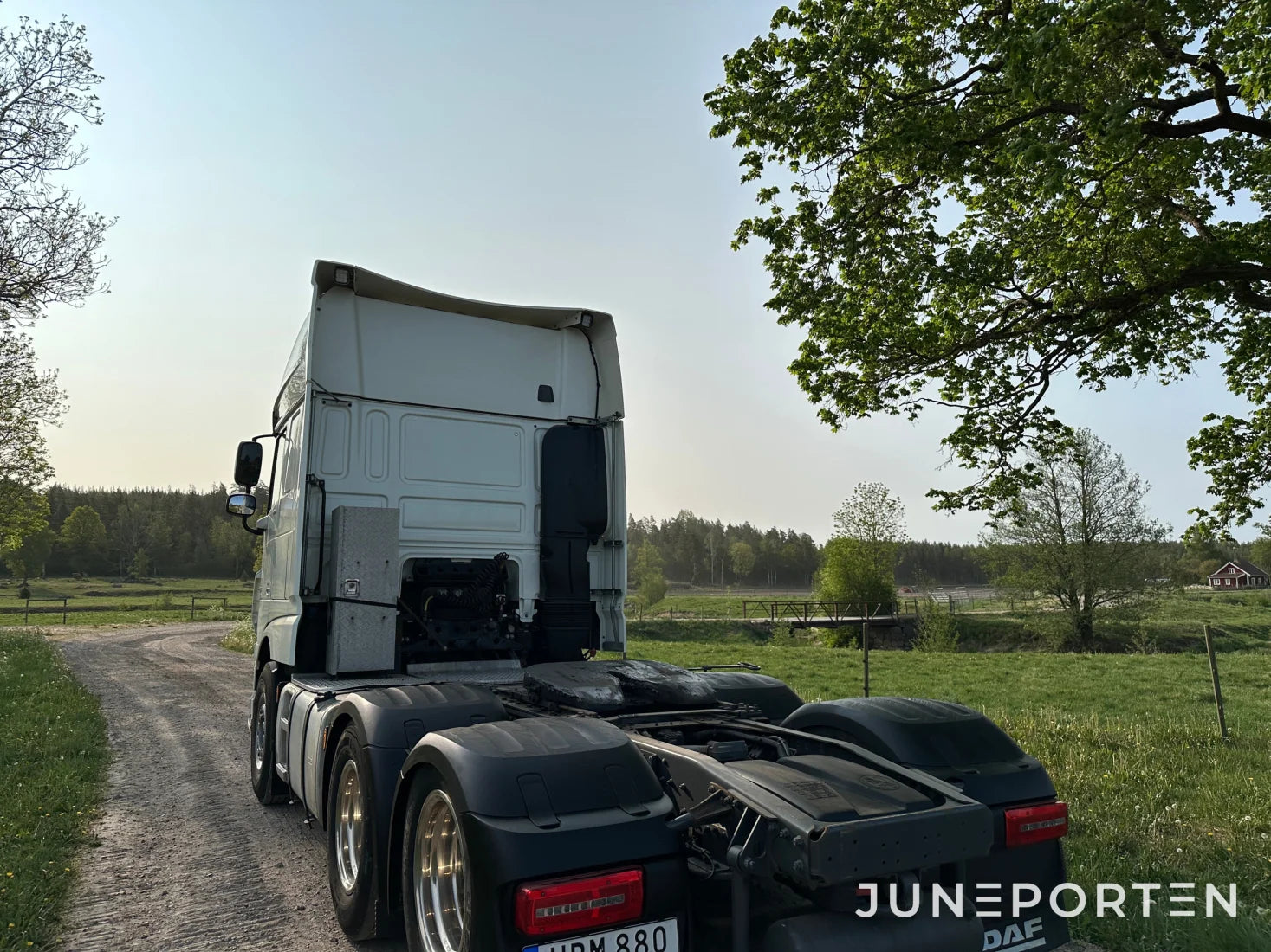 Dragbil Daf FTS XF530Z Nordic Edition