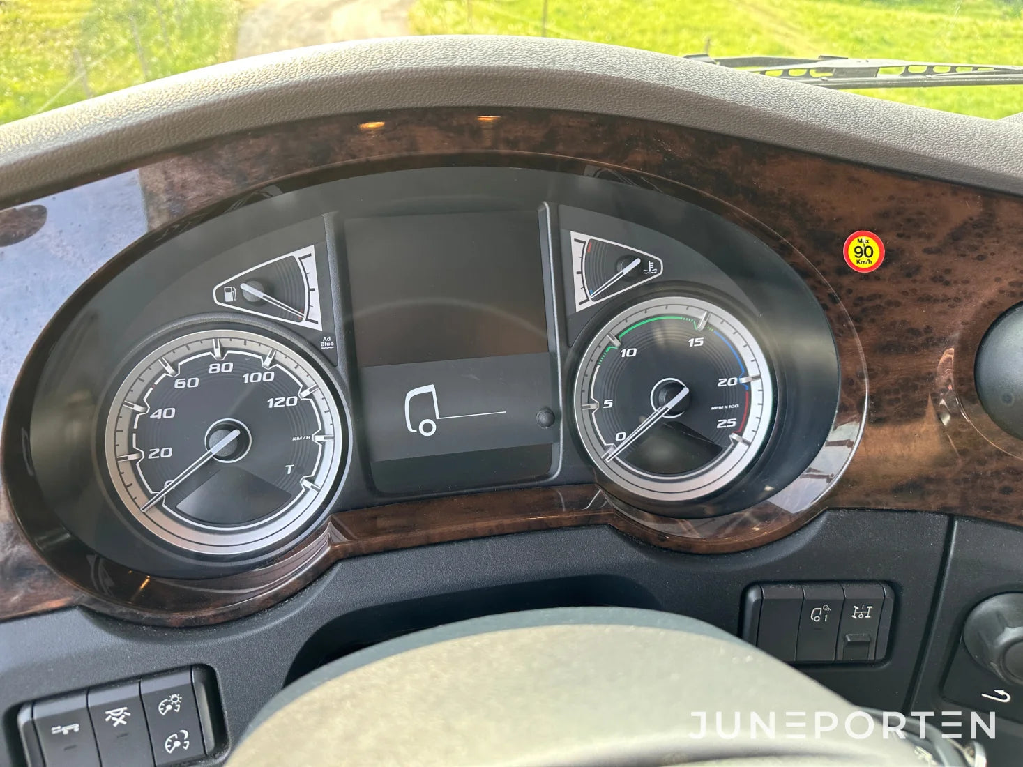 Dragbil Daf FTS XF530Z Nordic Edition