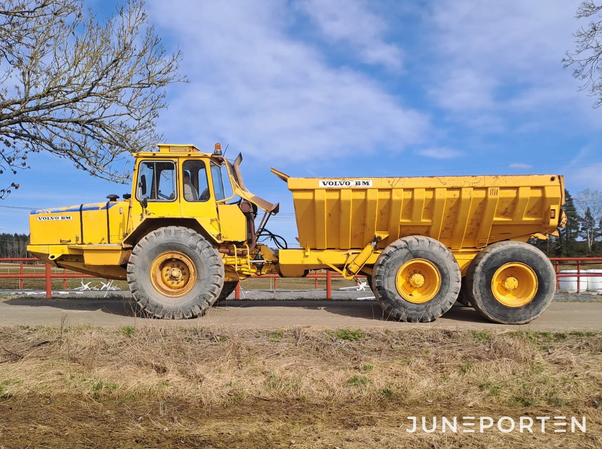 Dumper Volvo BM 860 S - Juneporten