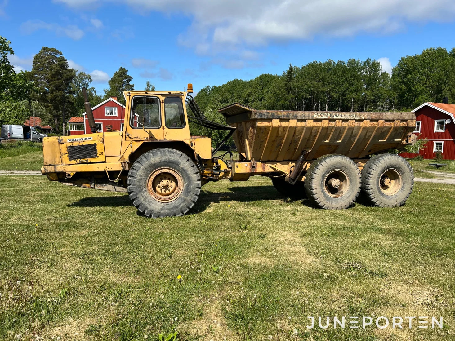 Dumper Volvo BM DR 860 T