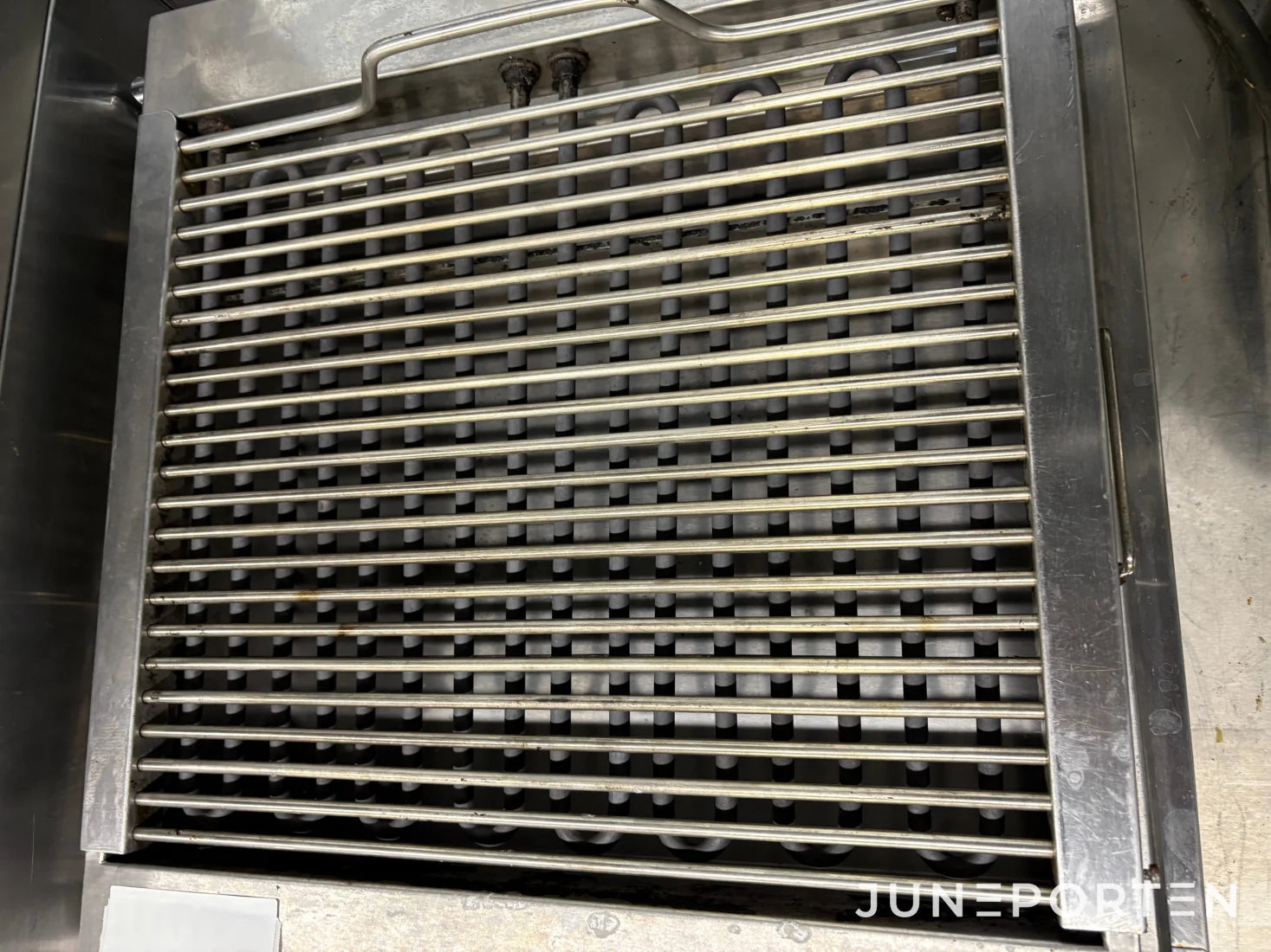 Elgrill North