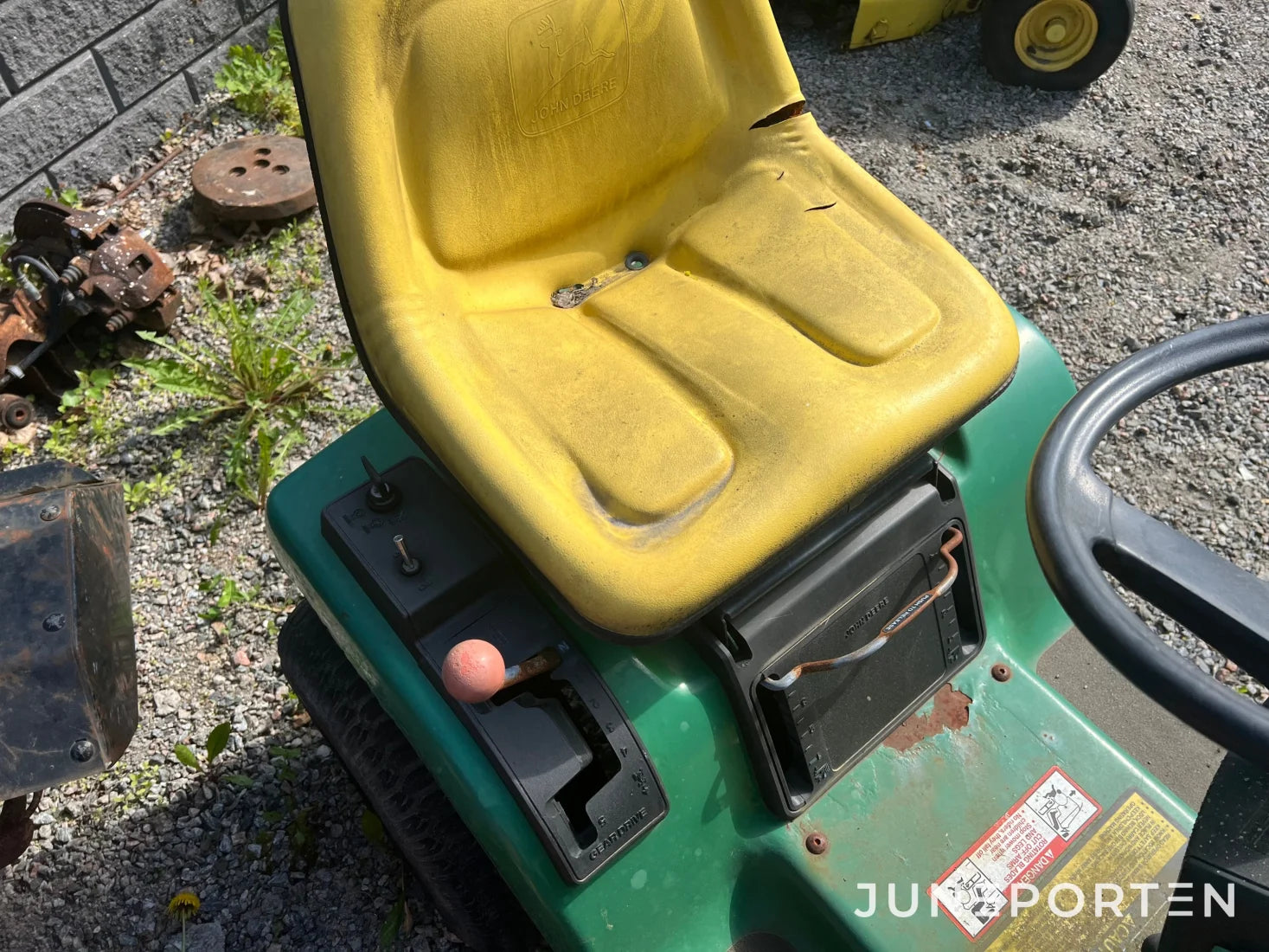 Gräsklippare John Deere STX 38