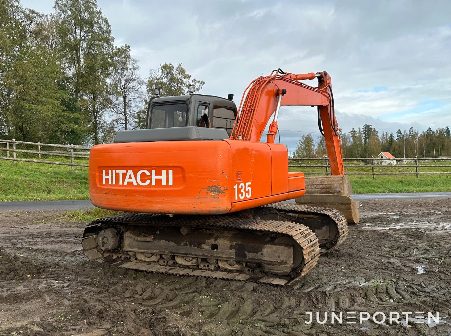 Grävmaskin Hitachi EX 135