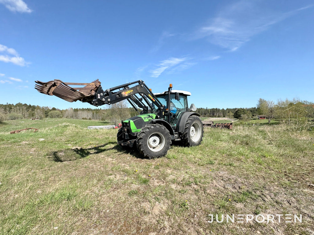 Traktor Deutz Fahr Agrofarm 430TTV med front lastare