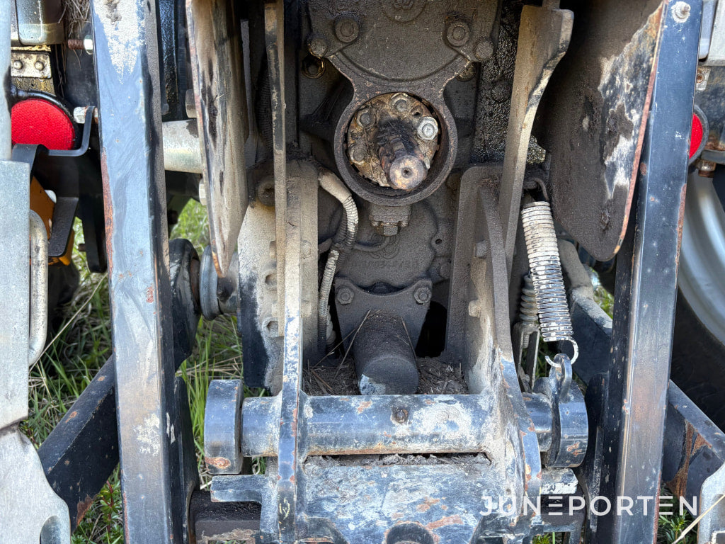 Traktor Deutz Fahr Agrofarm 430TTV med front lastare
