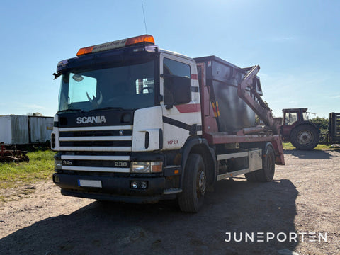 Scania Lastbil med lastväxslarflak