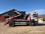 Scania Lastbil med lastväxslarflak