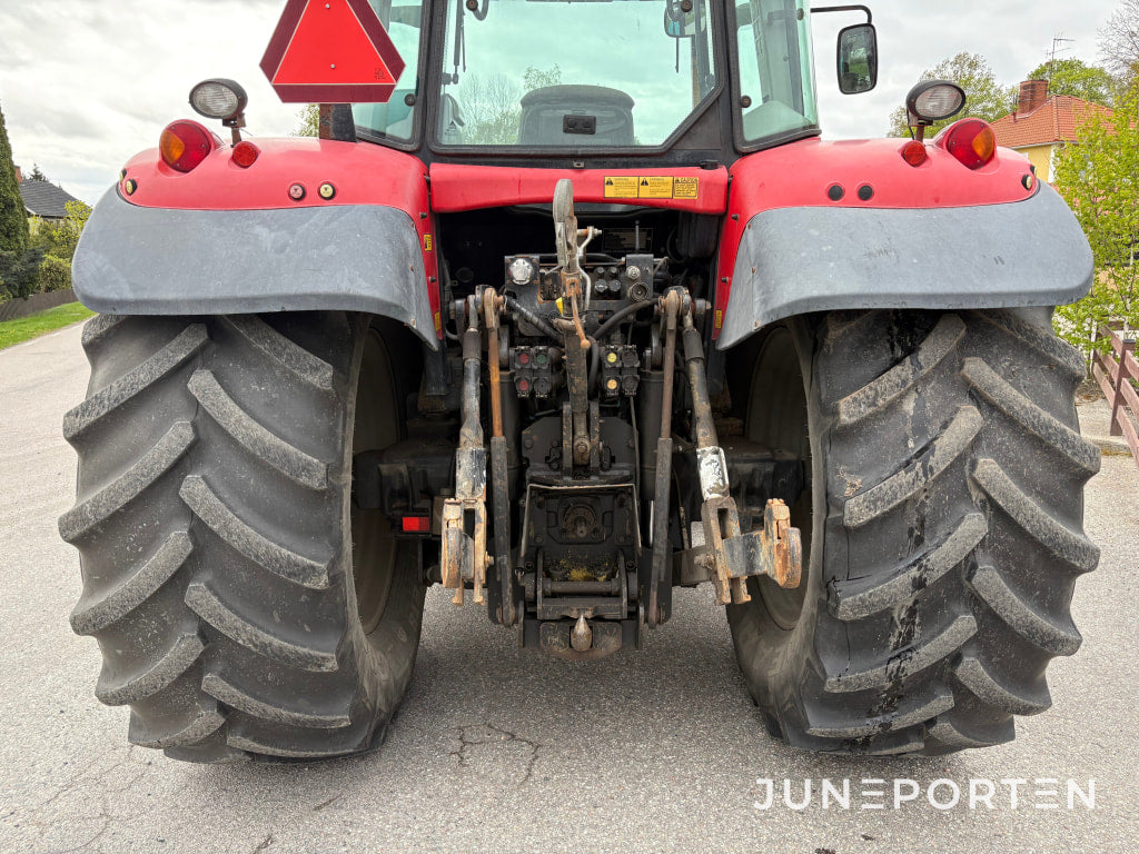 Massey Ferguson 6480 Dyna 6 med lastare och frontlyft