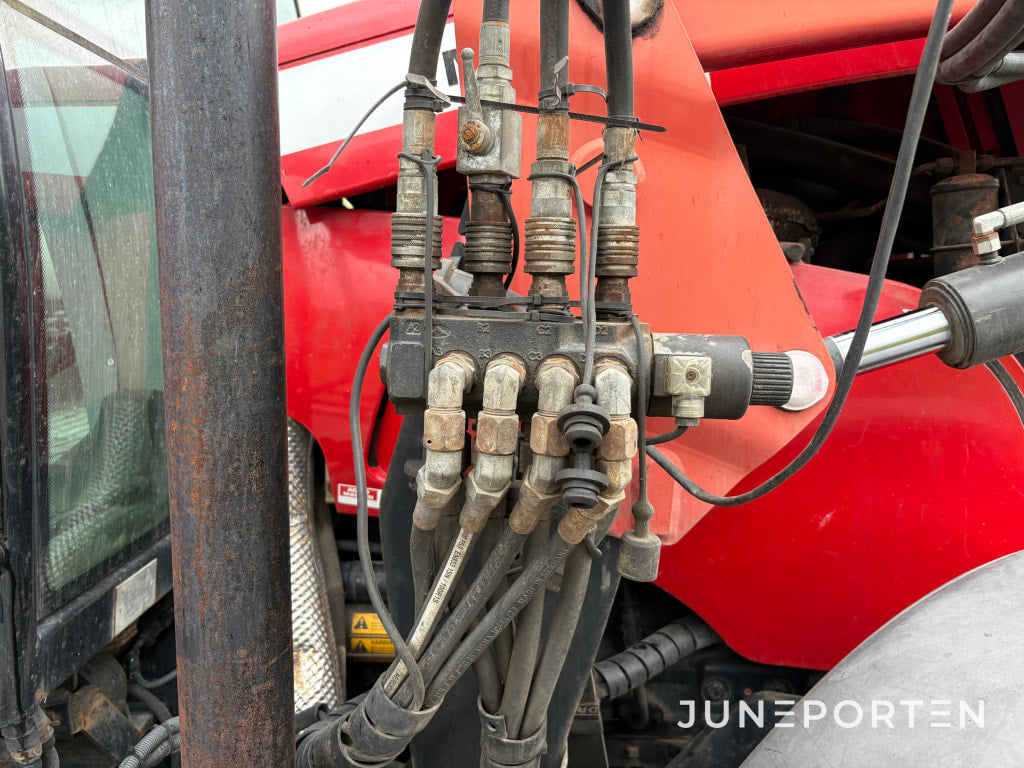 Massey Ferguson 6480 Dyna 6 med lastare och frontlyft