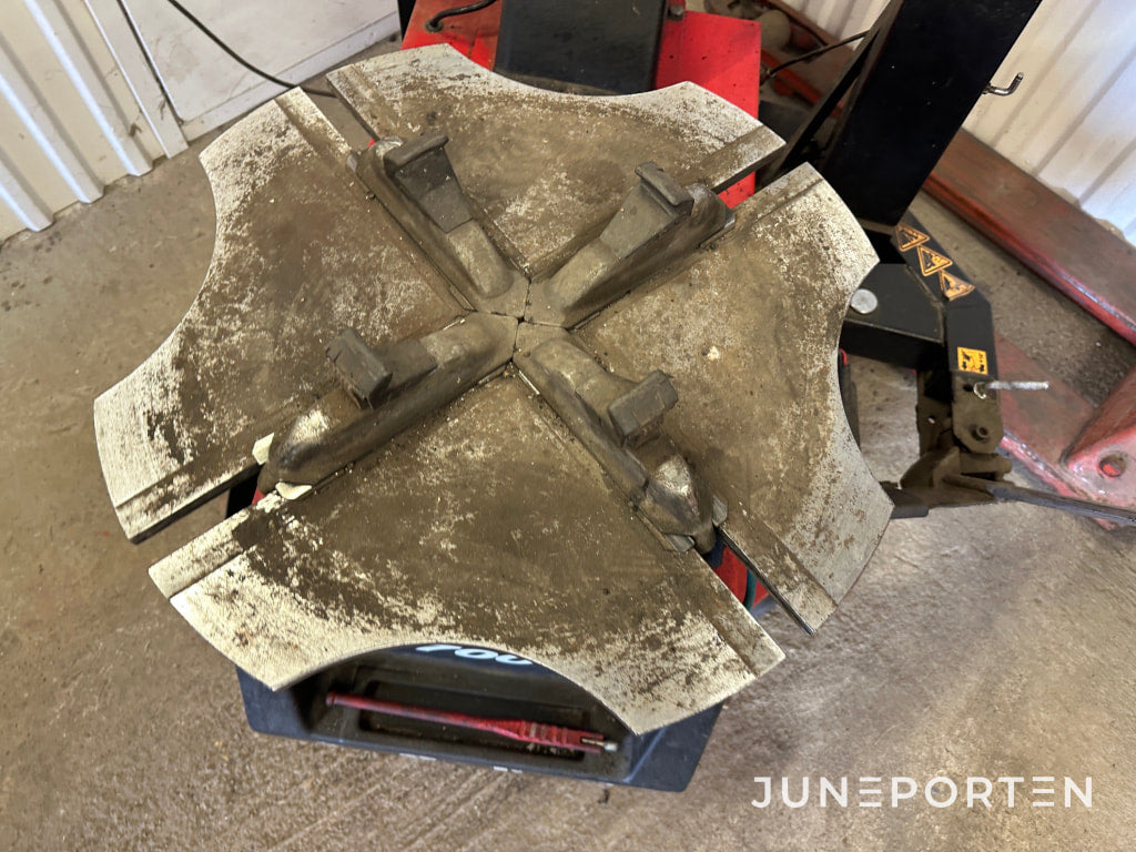 Däckmaskin Areo Smonther 700