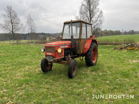 Traktor Zetor 4718