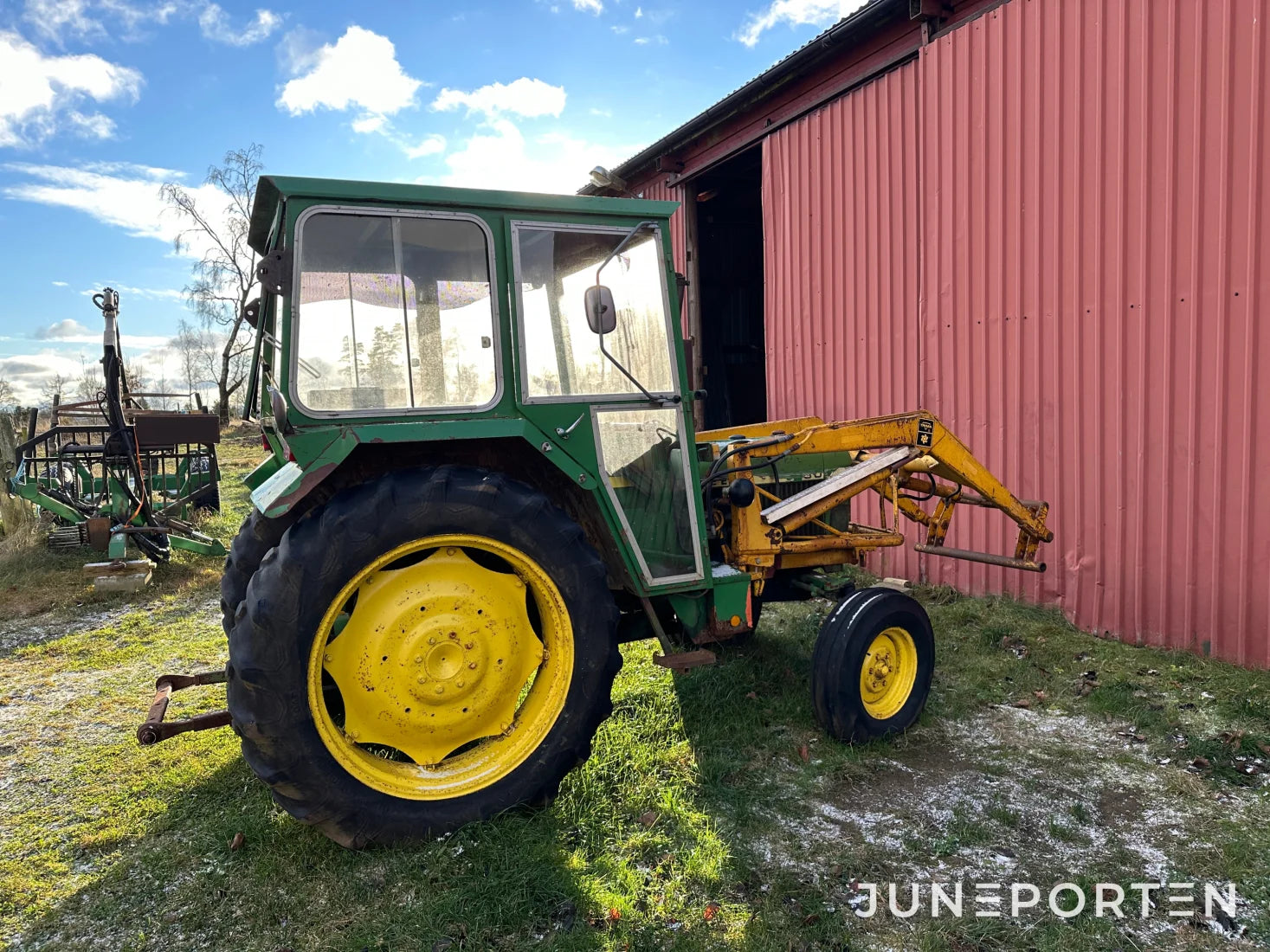 John Deere 1130 med lastare