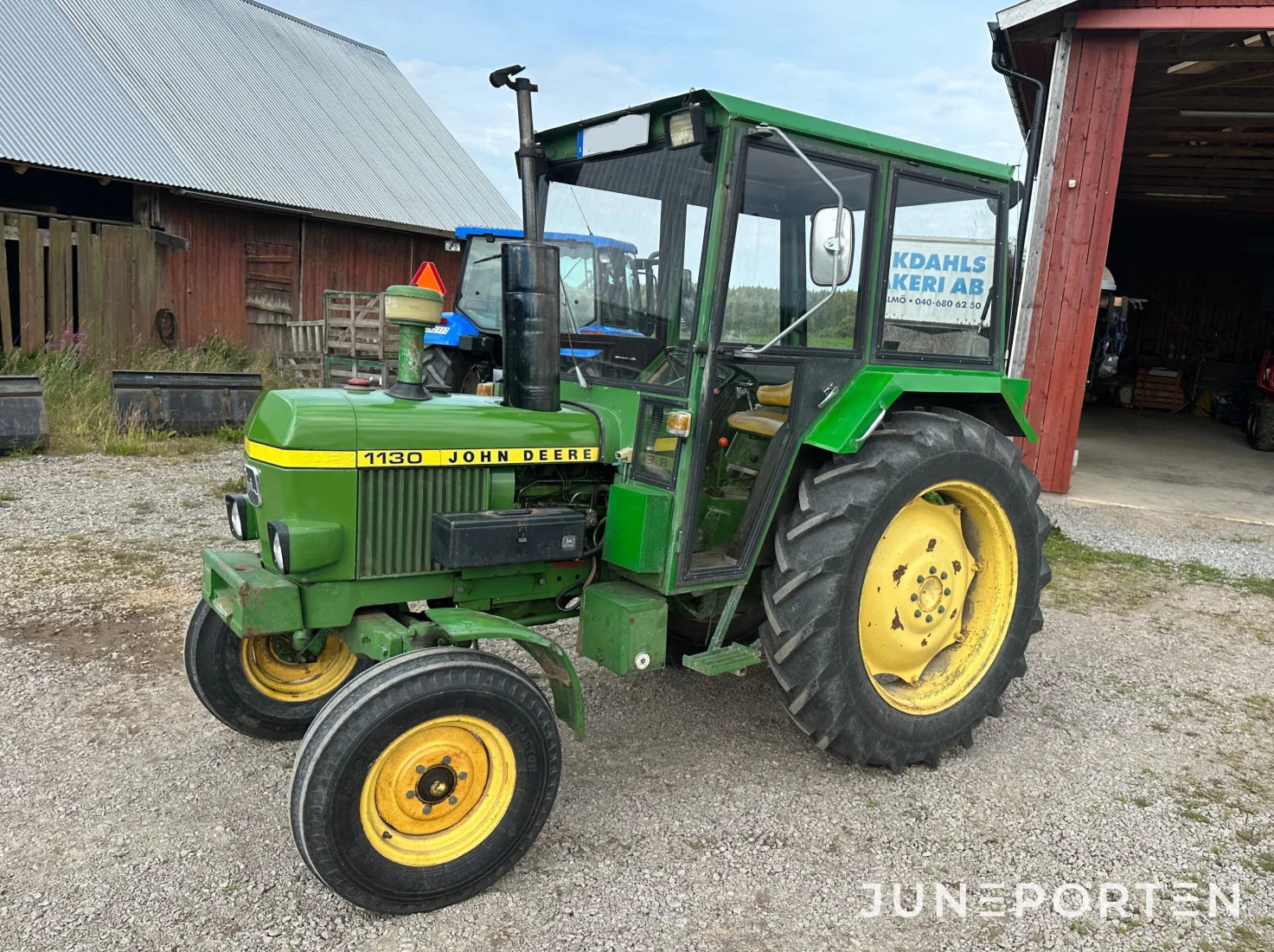 John Deere 1130