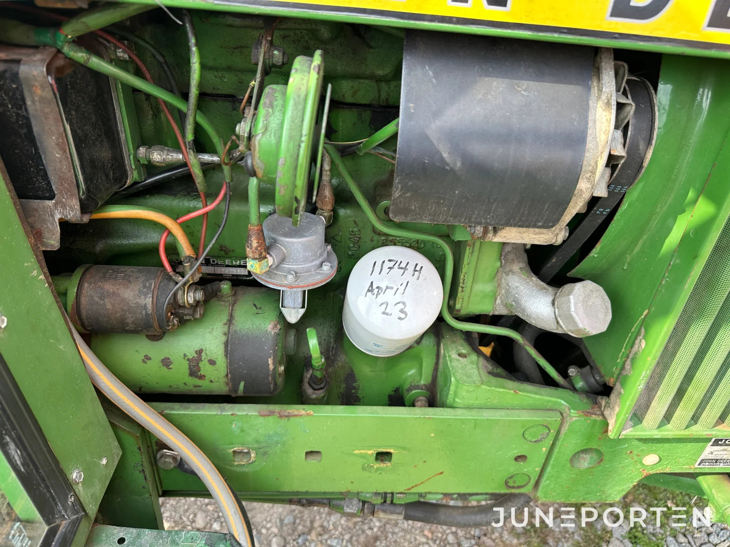 John Deere 1130