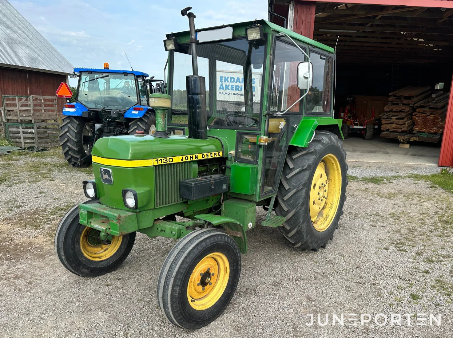 John Deere 1130