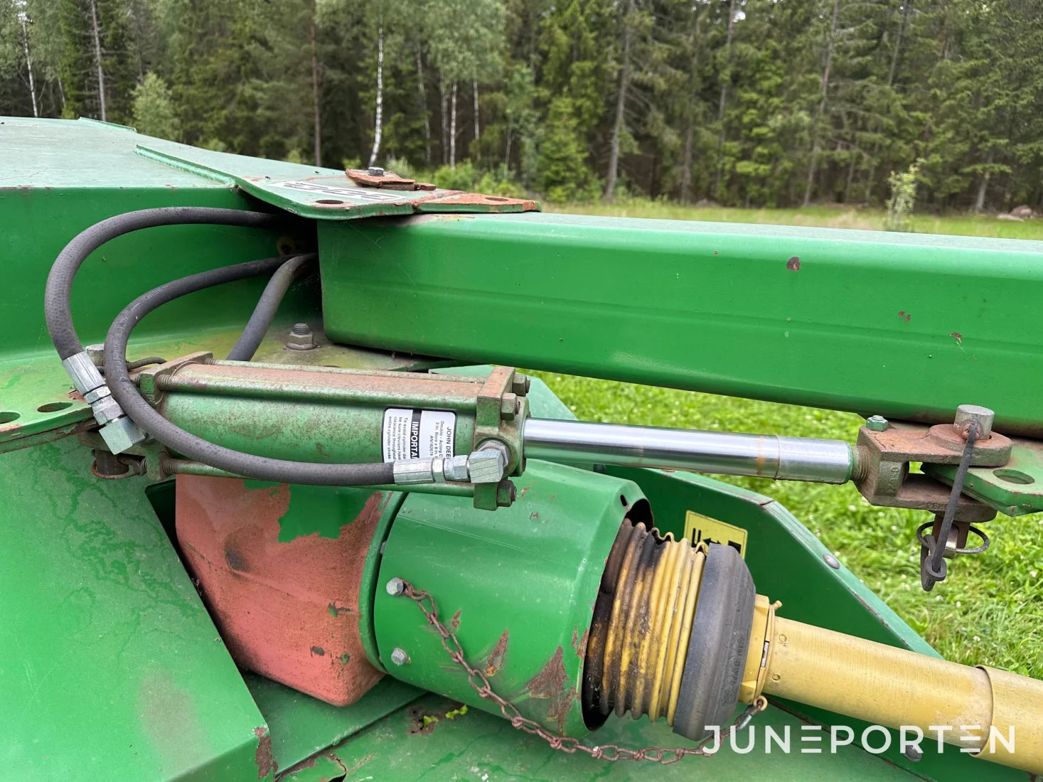 Slåtterkross John Deere 1360