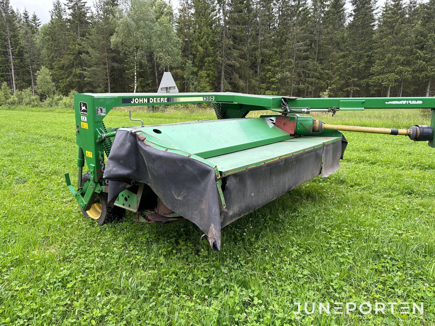 Slåtterkross John Deere 1360