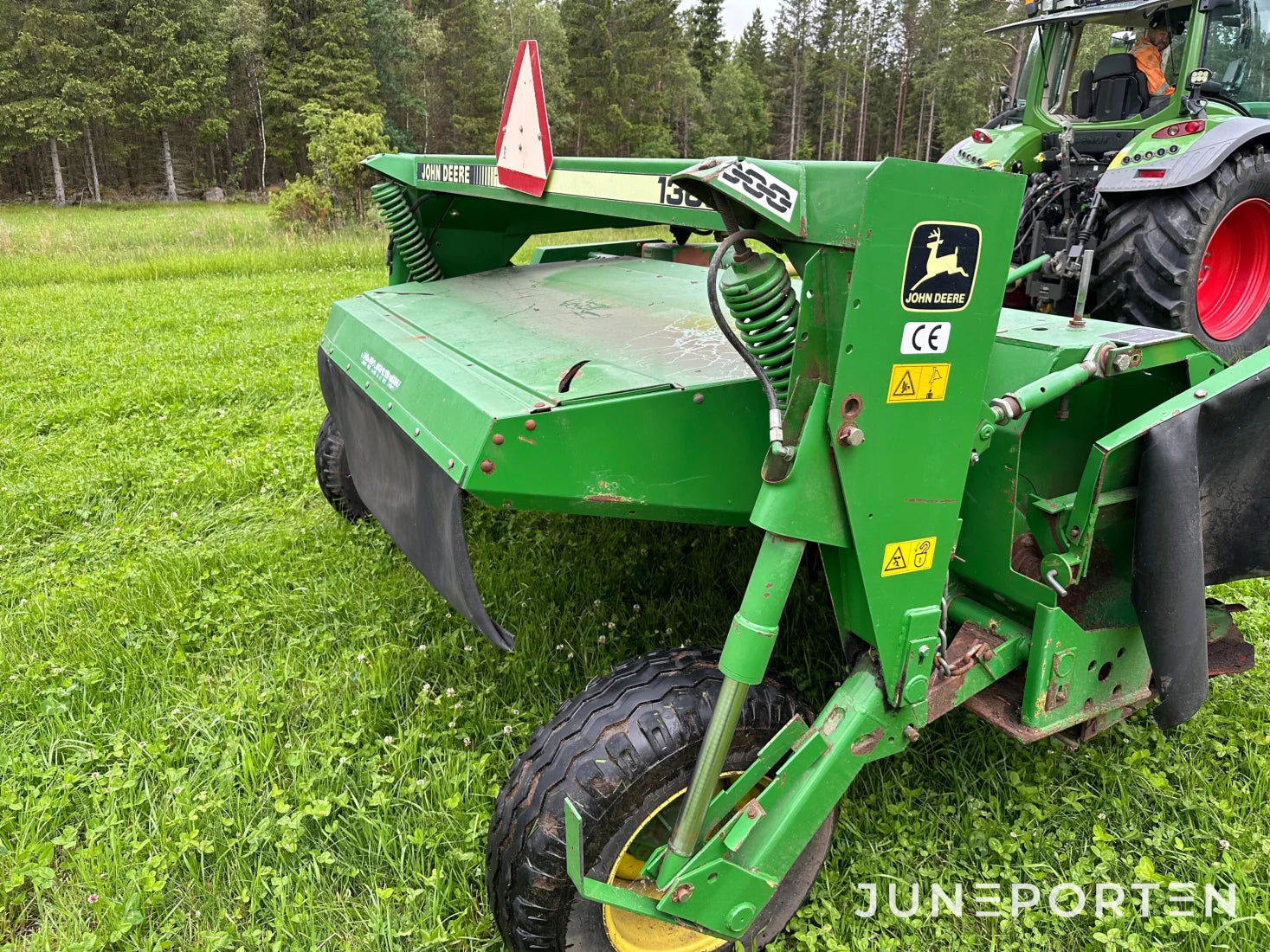 Slåtterkross John Deere 1360