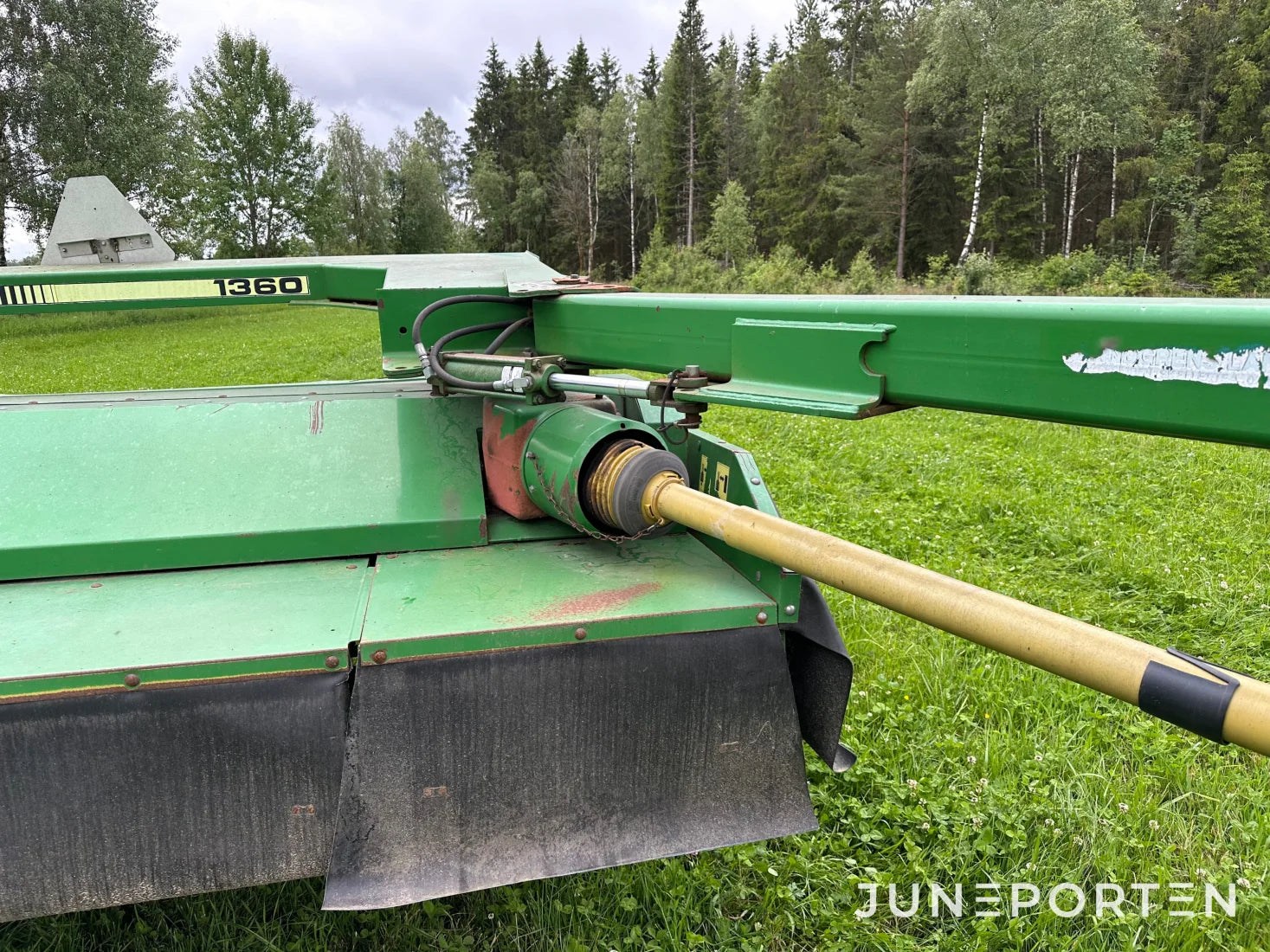 Slåtterkross John Deere 1360