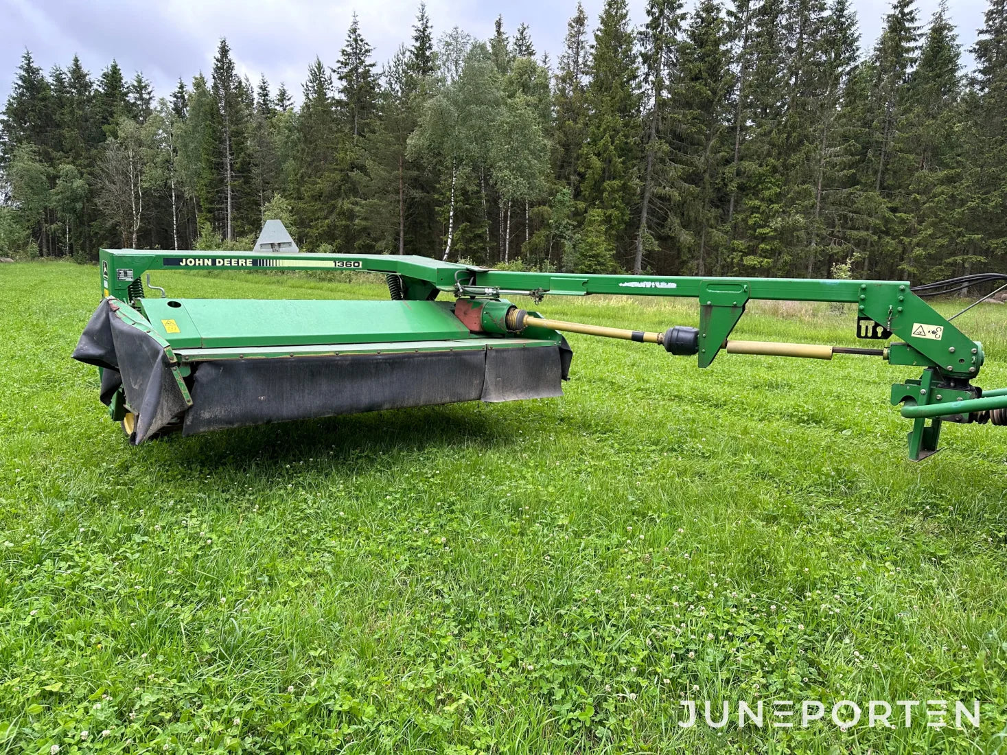 Slåtterkross John Deere 1360