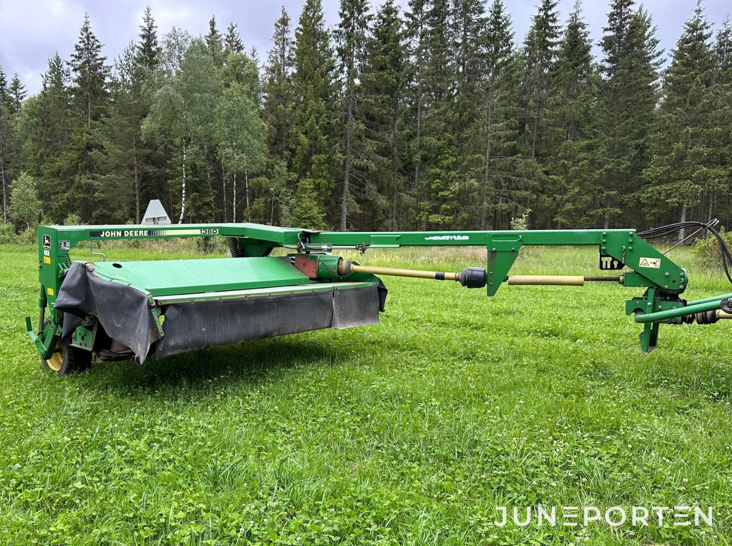 Slåtterkross John Deere 1360