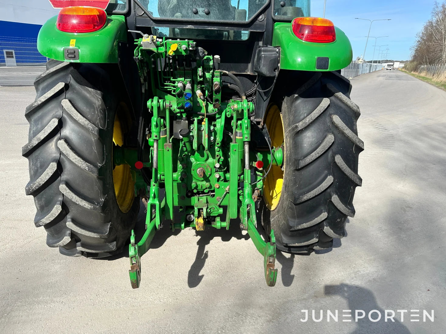 John Deere 5100R