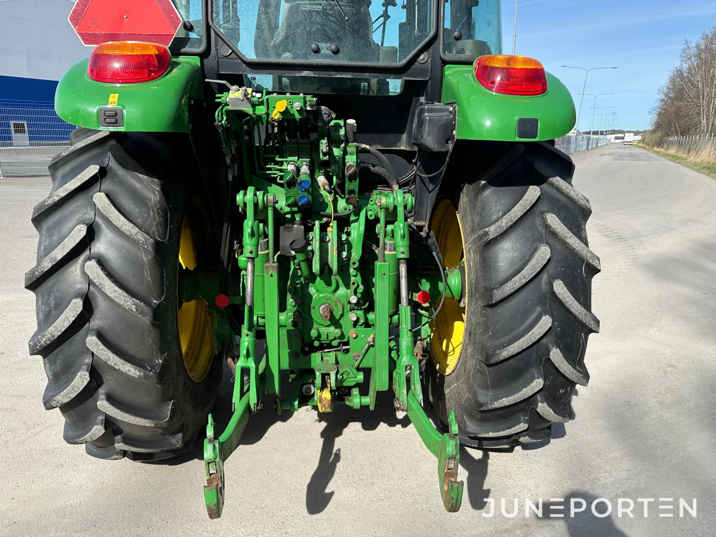 John Deere 5100R