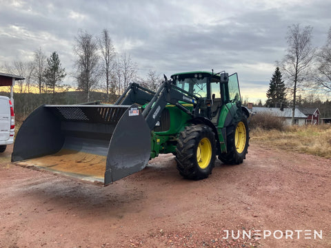 John Deere 6620 med lastare och frontlyft