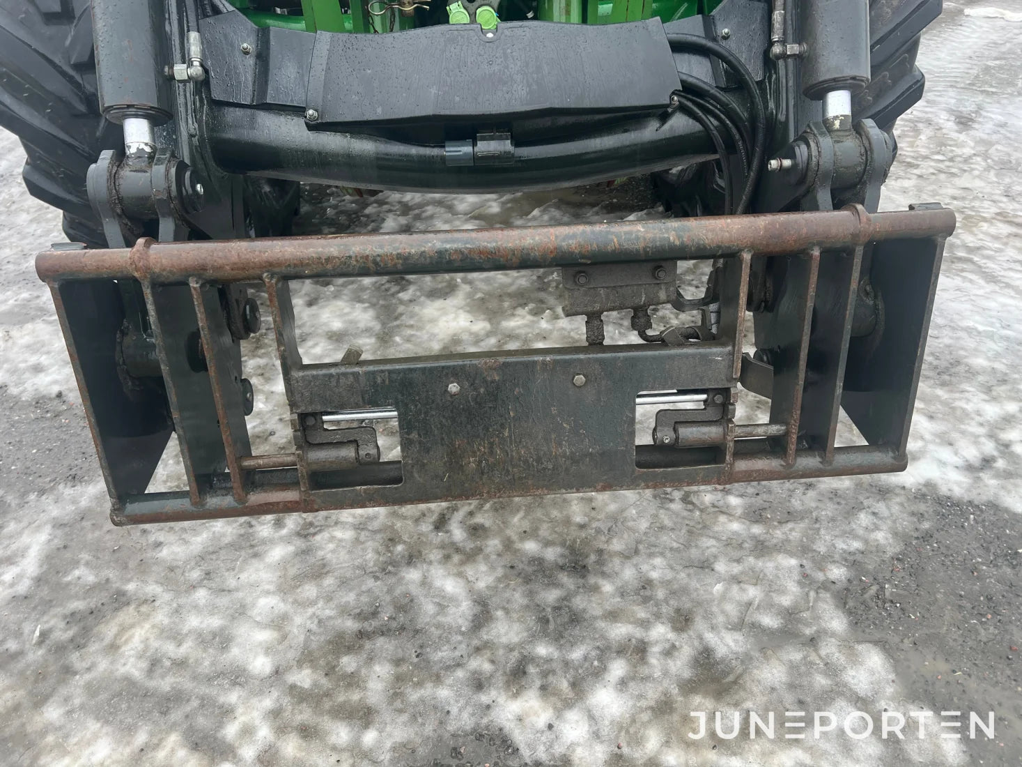 John Deere 6820 med lastare