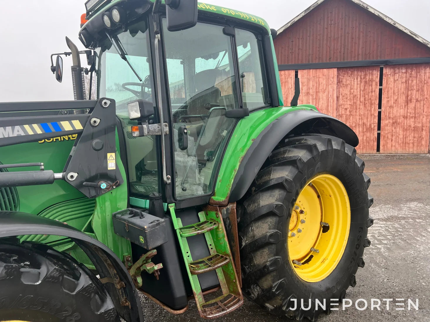 John Deere 6820 med lastare