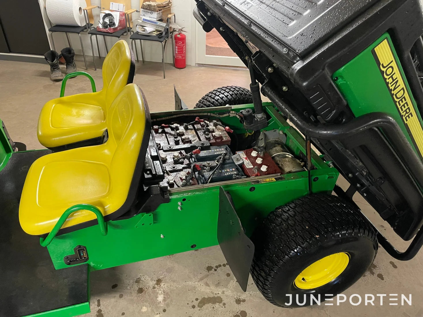 John Deere Gator TE Electric 4x2