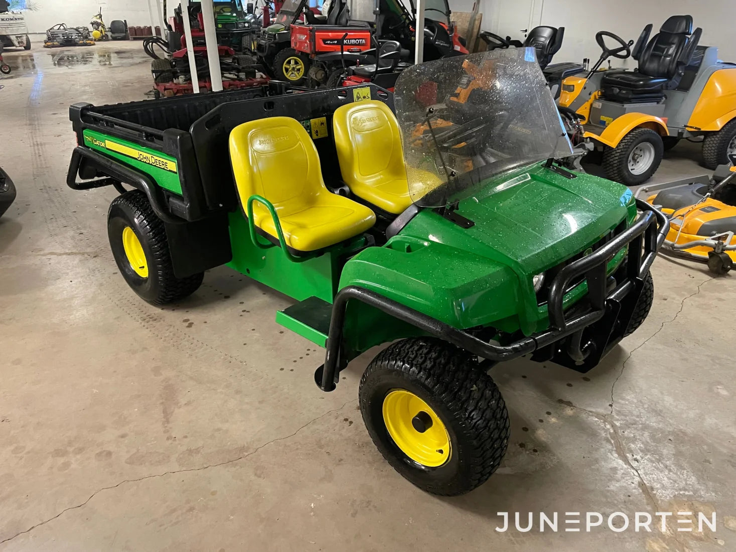 John Deere Gator TE Electric 4x2