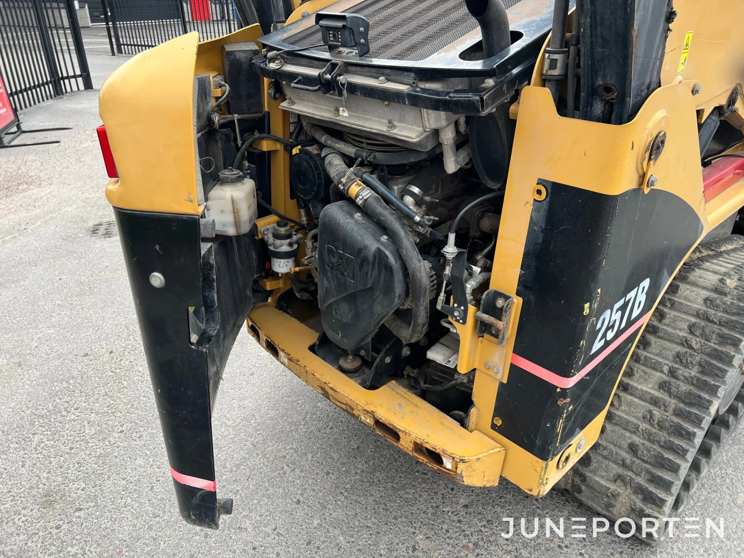 Kompaktlastare CAT 257B