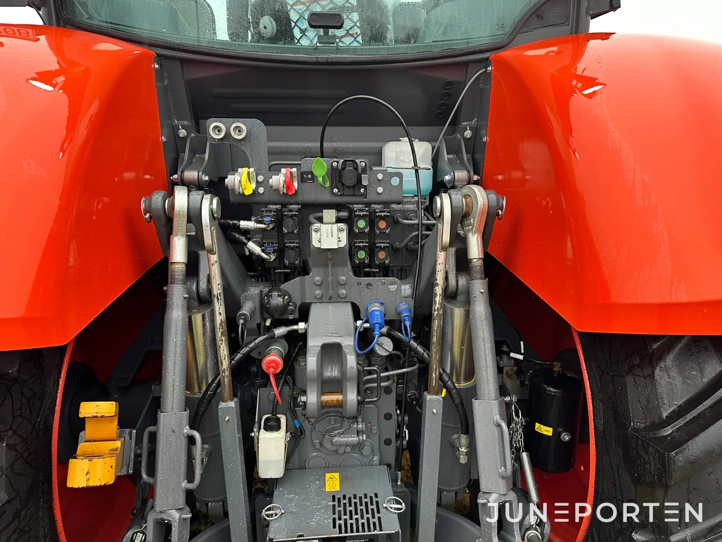 Kubota M7-173 Premium KVT