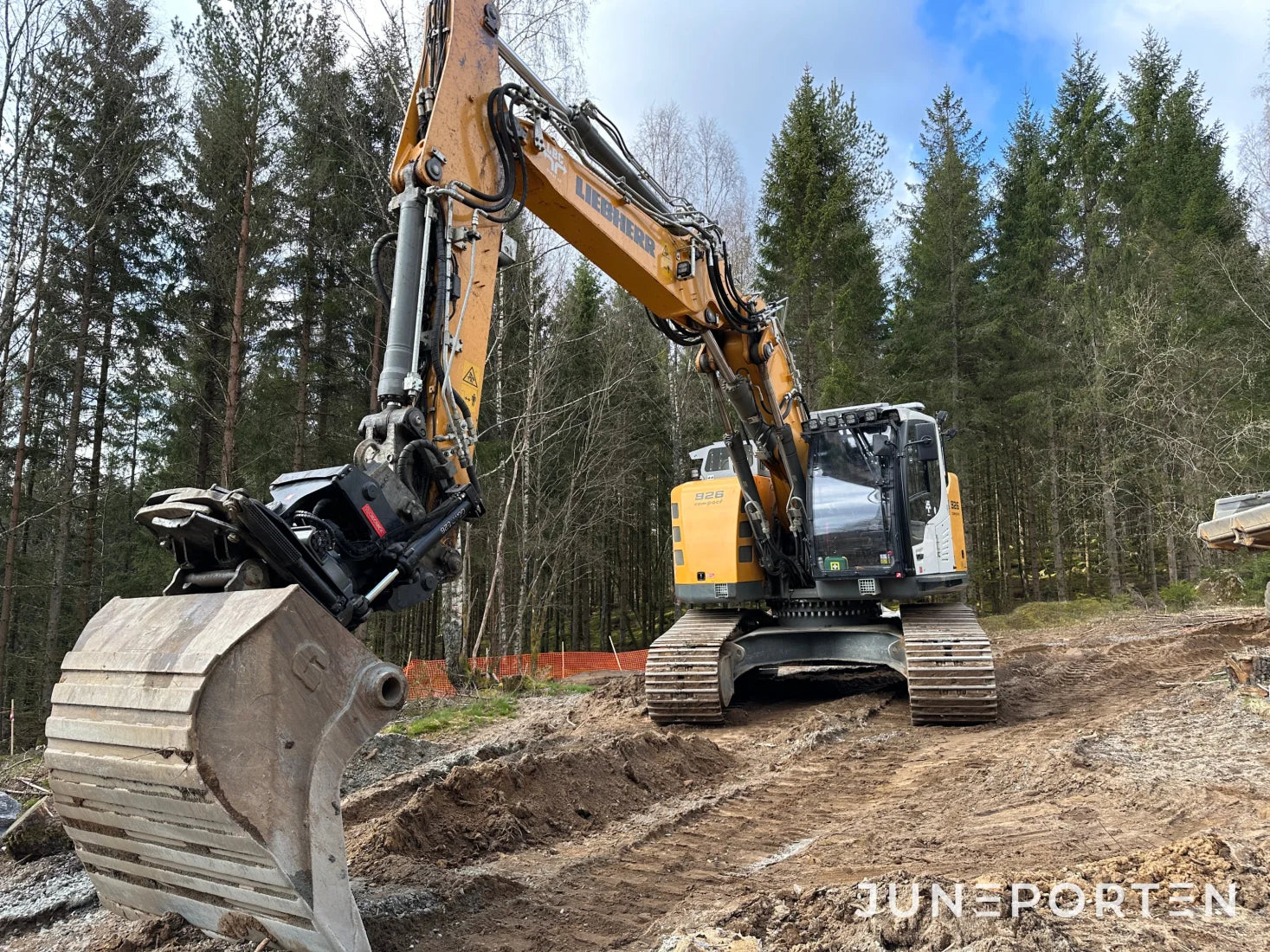 Grävmaskin Liebherr R926 Compact LC